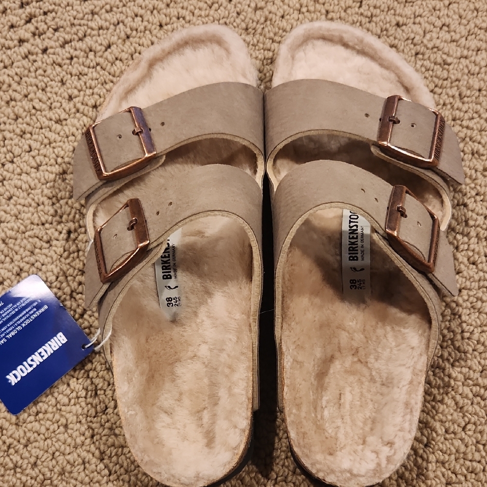 Birkenstock Beige Shearling Lined Sandals